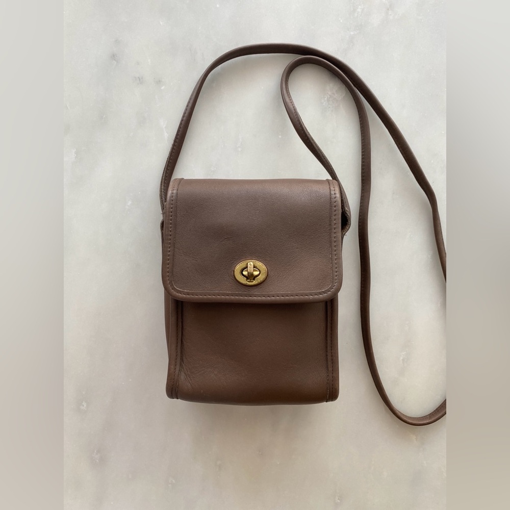 Vintage Coach Scooter Leather Crossbody Bag 9893